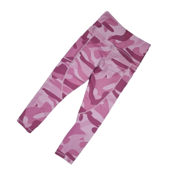 Zyia Active Pink Camo Pocket Hi-Rise Light N Tight Capris 20' Leggings Size 2. - Picture 2 of 8